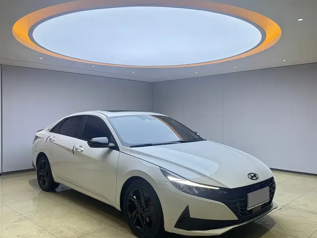 Hyundai Elantra 2022 из CN, фото 5