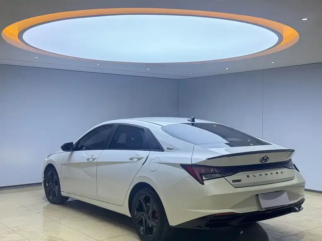 Hyundai Elantra 2022 из CN, фото 7