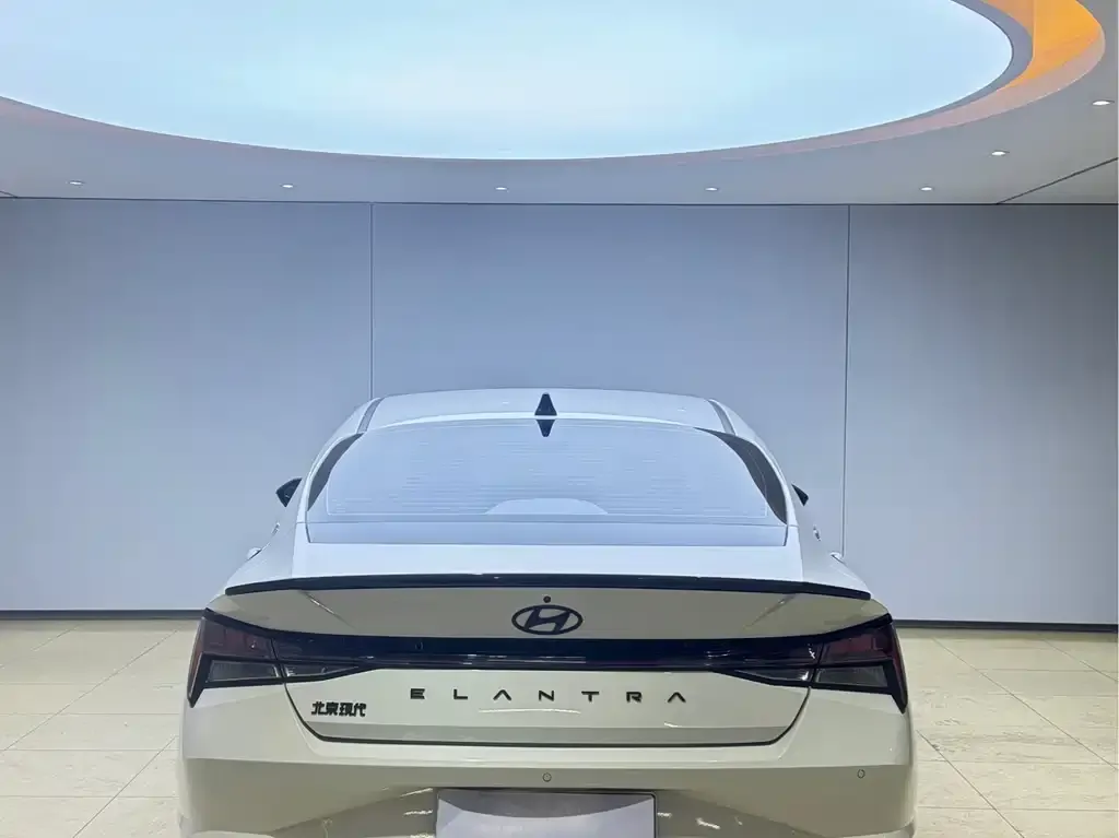 Hyundai Elantra 2022 из CN, фото 6