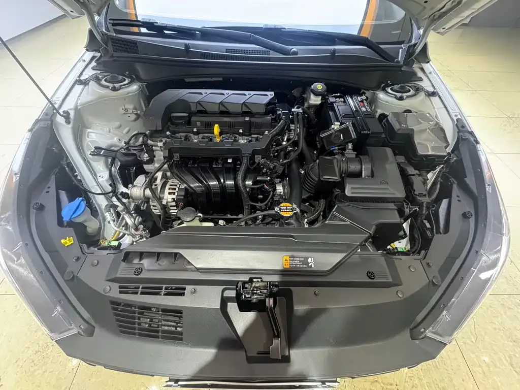 Hyundai Elantra 2022 из CN, фото 9