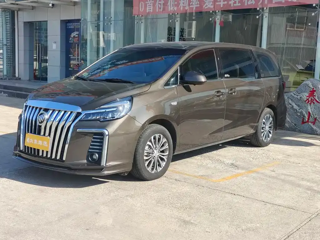 Buick GL8 2021 из CN, фото 1