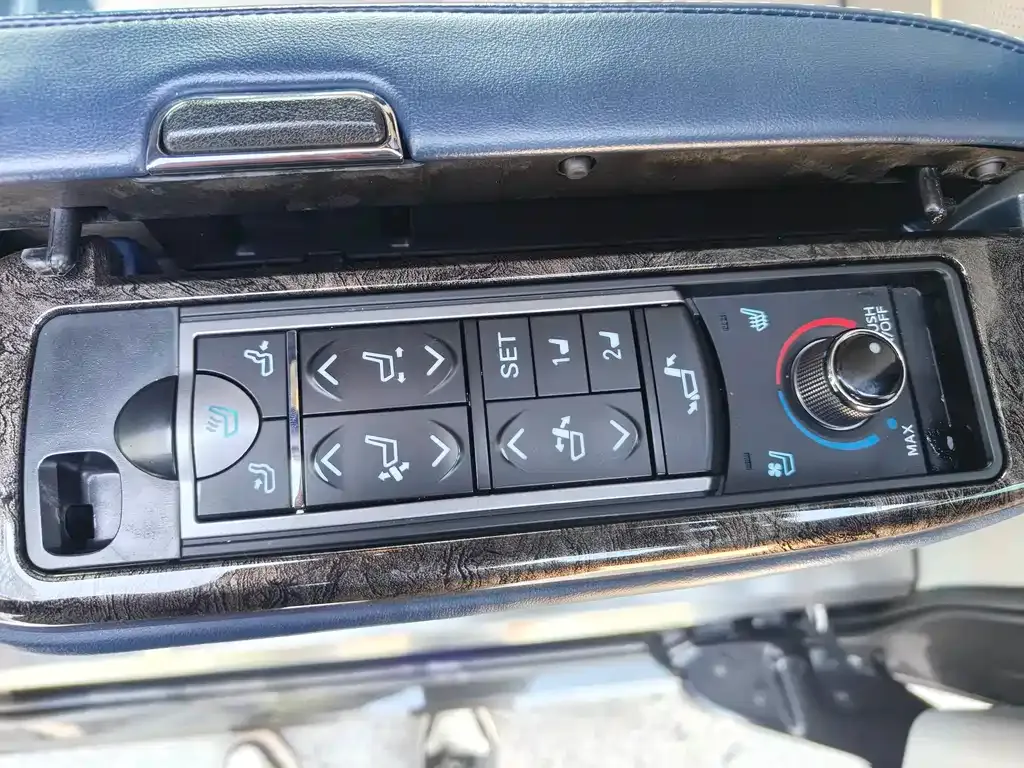 Buick GL8 2021 из CN, фото 8