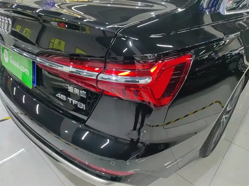 Audi A6L 2024 из CN, фото 10
