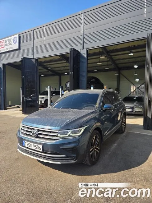 Volkswagen Tiguan — фото 7