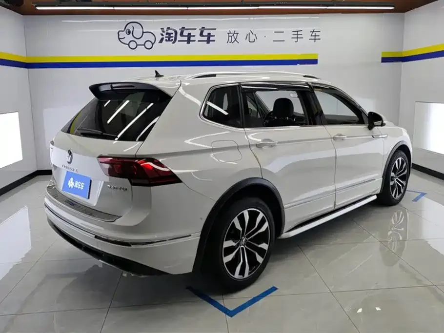 Volkswagen Tiguan L 2021 из CN, фото 4