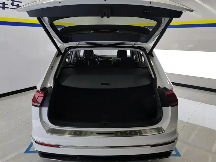 Volkswagen Tiguan L 2021 из CN, фото 7