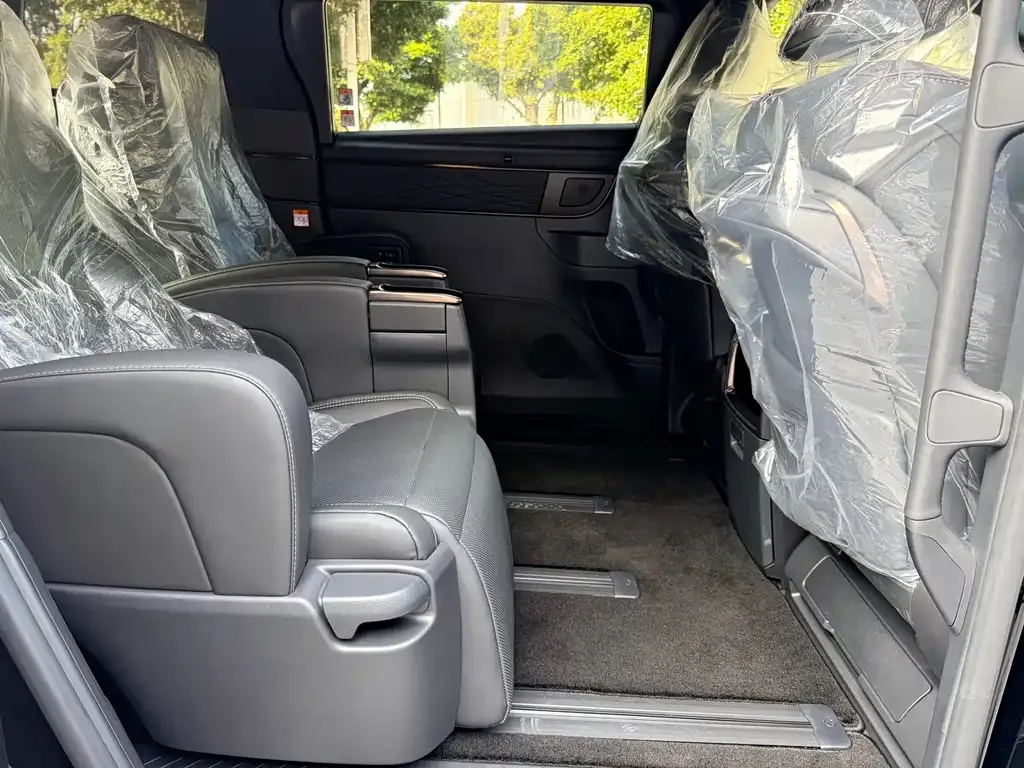 Toyota Alphard 2025 из CN, фото 3