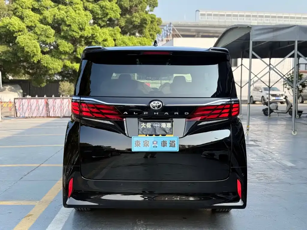 Toyota Alphard 2025 из CN, фото 2