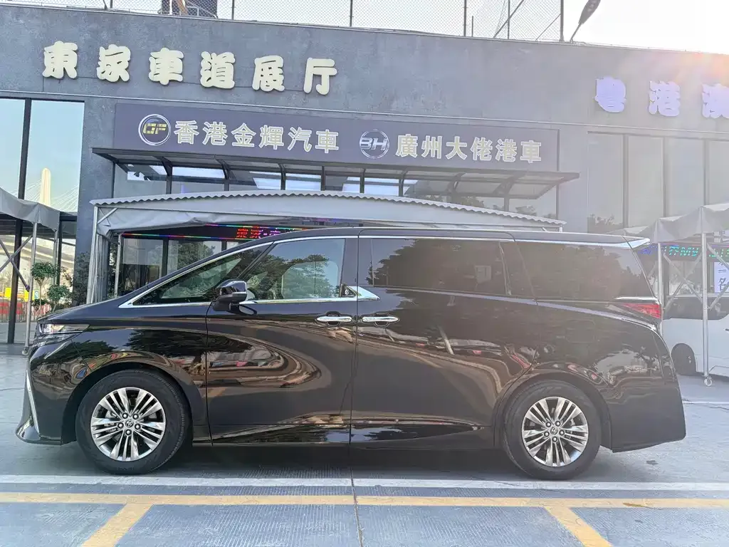 Toyota Alphard 2025 из CN, фото 10