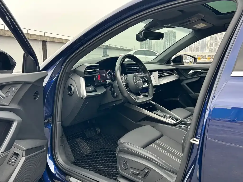 Audi A3 2021 из CN, фото 10