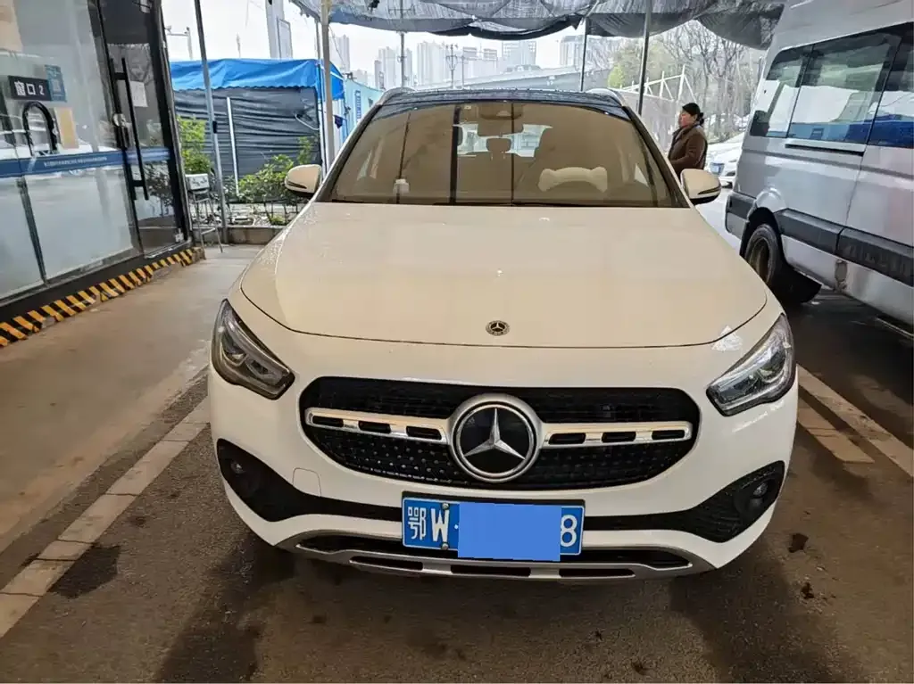 Mercedes-Benz GLA 2023 из CN, фото 3