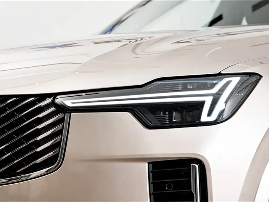 Volvo XC90 2025 из CN, фото 9