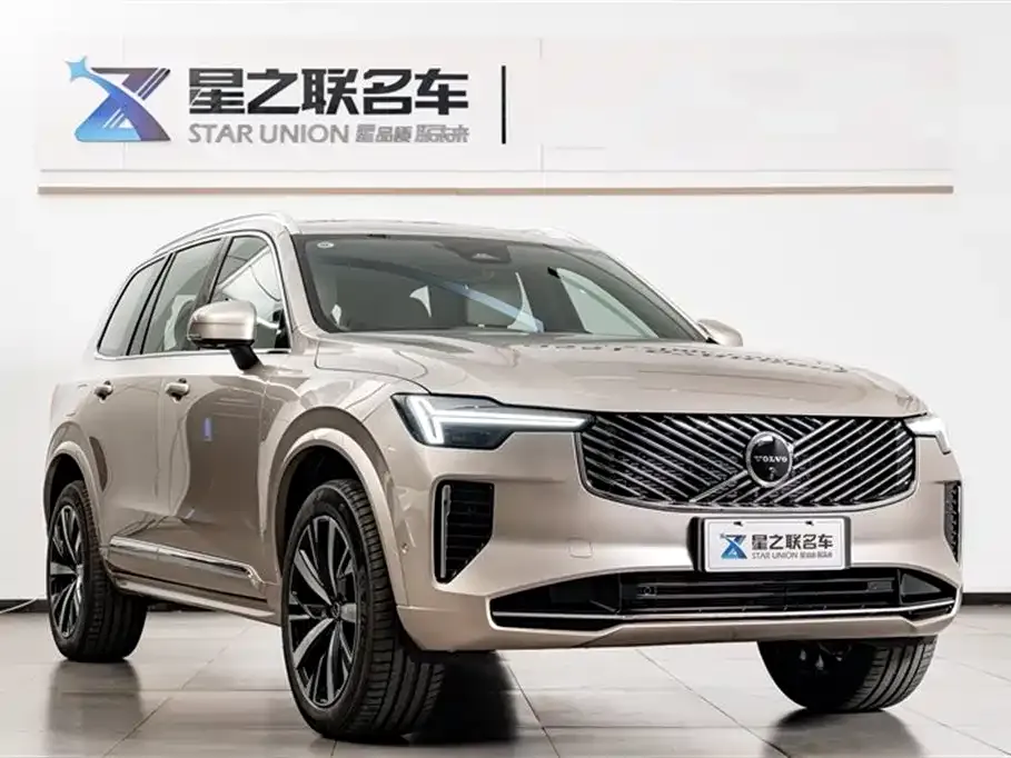 Volvo XC90 2025 из CN, фото 6
