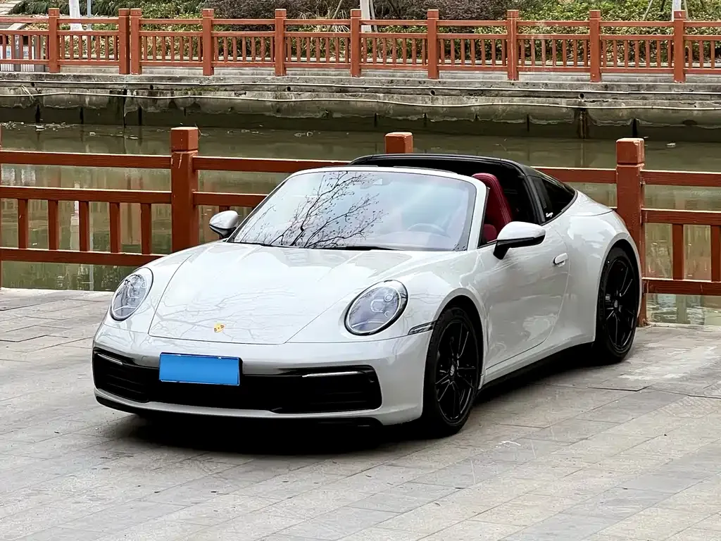 Porsche 911 2024 из CN, фото 1