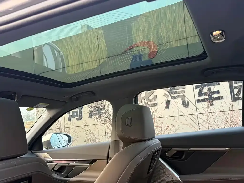 BMW i5 2025 из CN, фото 5