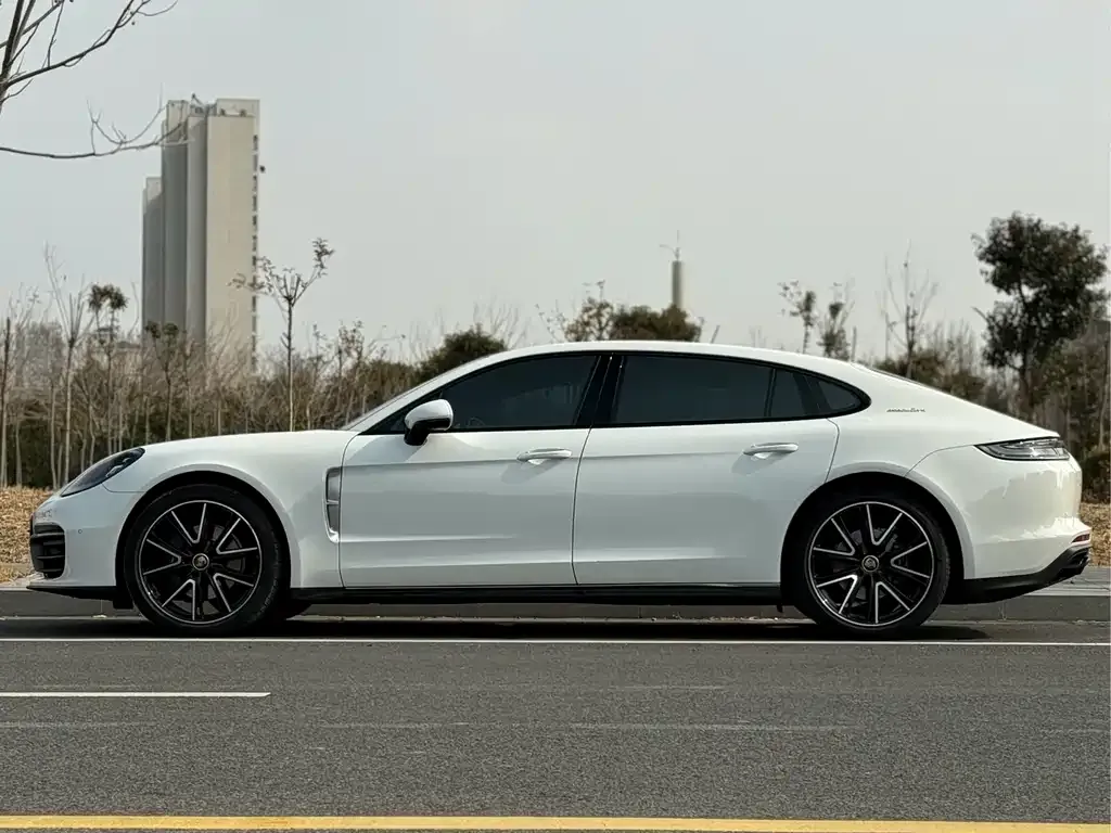 Porsche Panamera 2022 из CN, фото 7