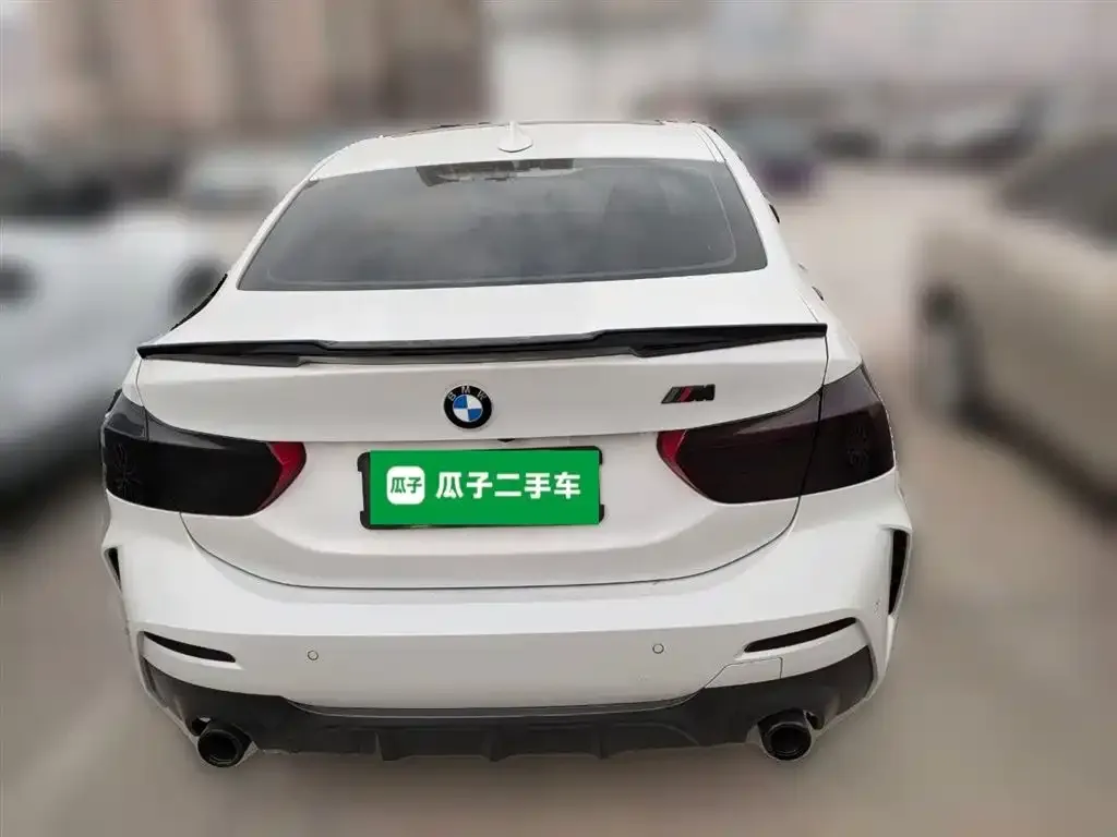 BMW 1 Series 2023 из CN, фото 9