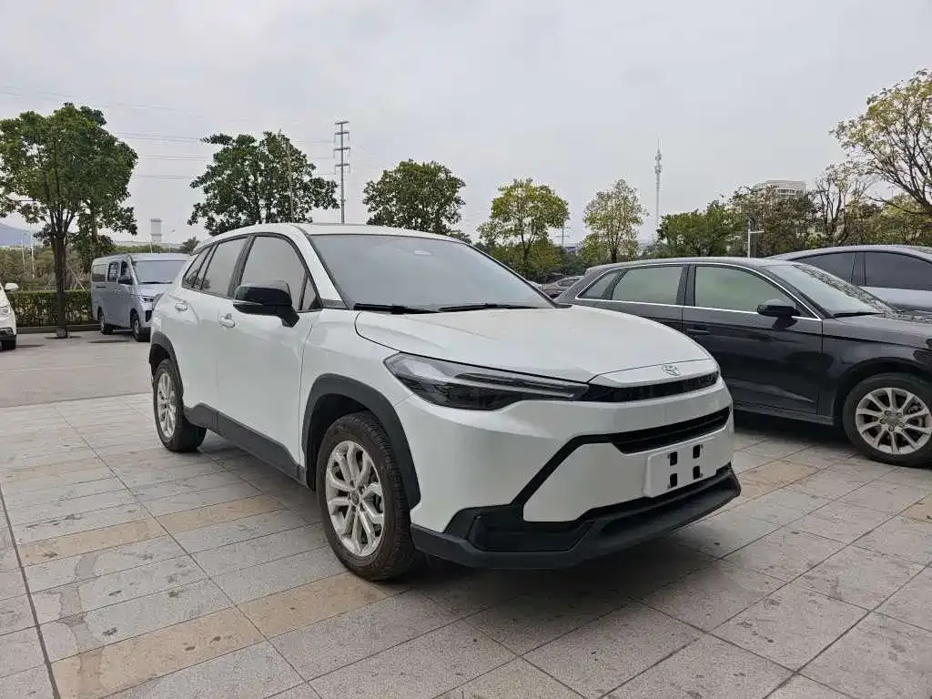 Toyota Frontlander 2025 из CN, фото 8