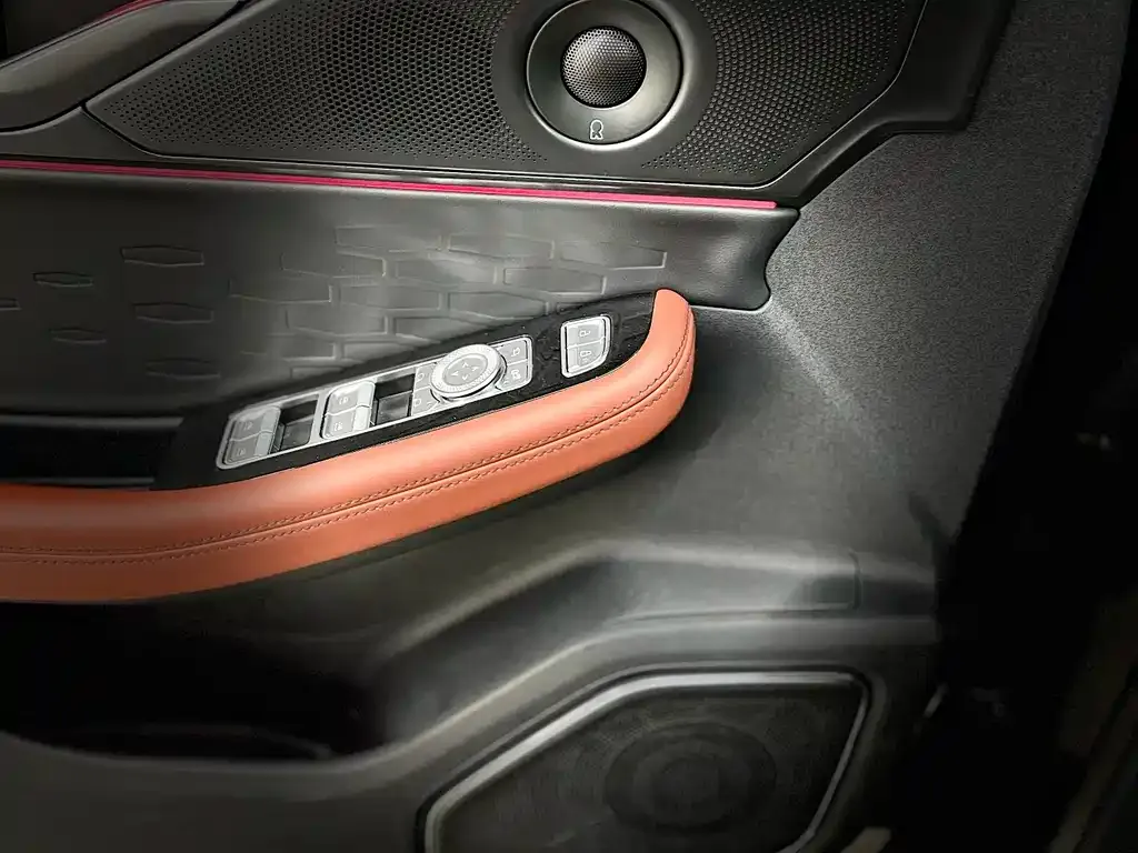 Lincoln Z 2022 из CN, фото 10