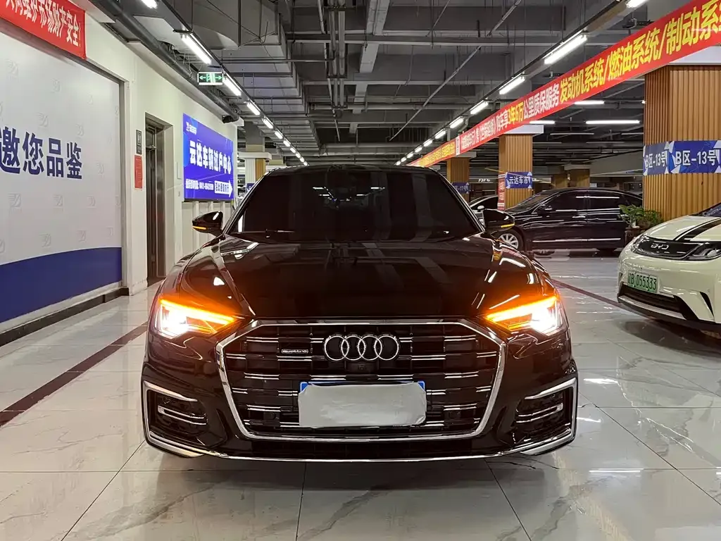 Audi A6L 2025 из CN, фото 1