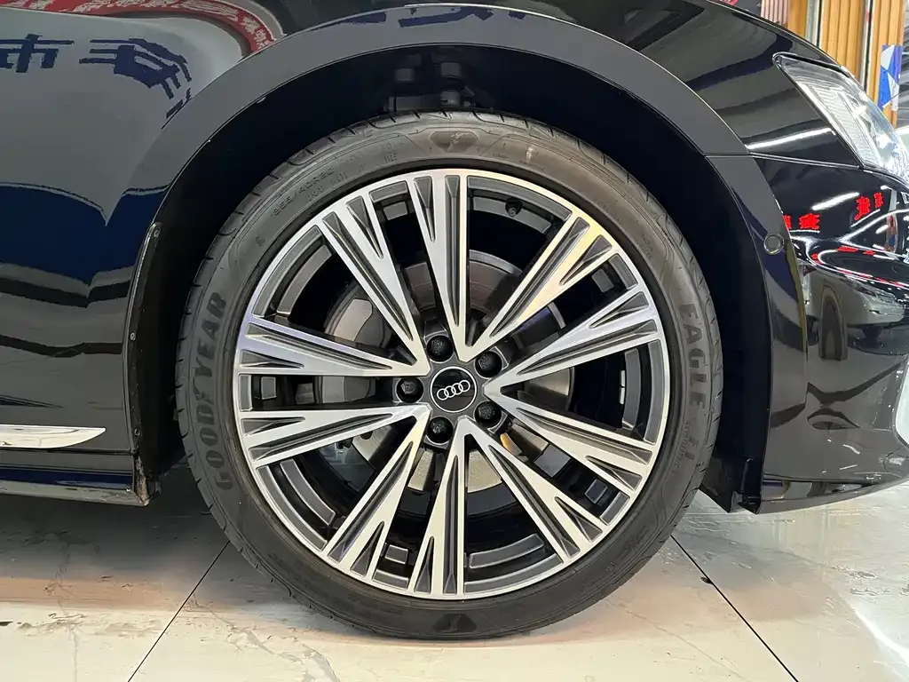 Audi A6L 2025 из CN, фото 8