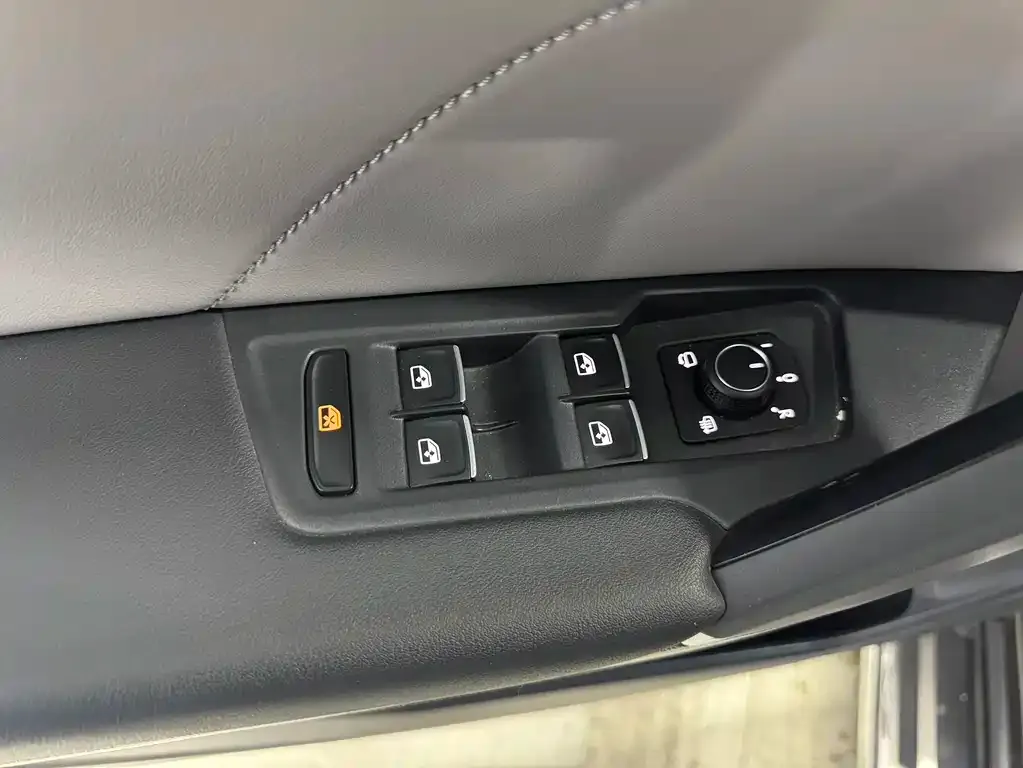 Volkswagen Tayron 2023 из CN, фото 2