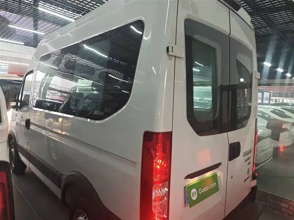 IVECO Ousheng 2024 из CN, фото 5