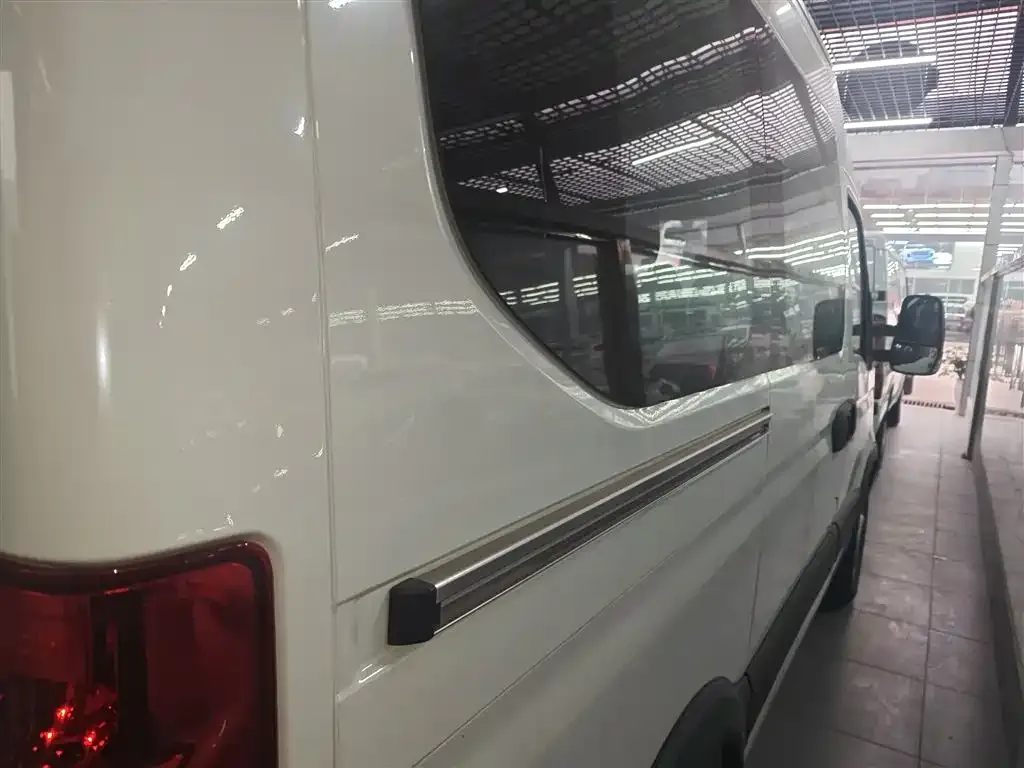 IVECO Ousheng 2024 из CN, фото 3