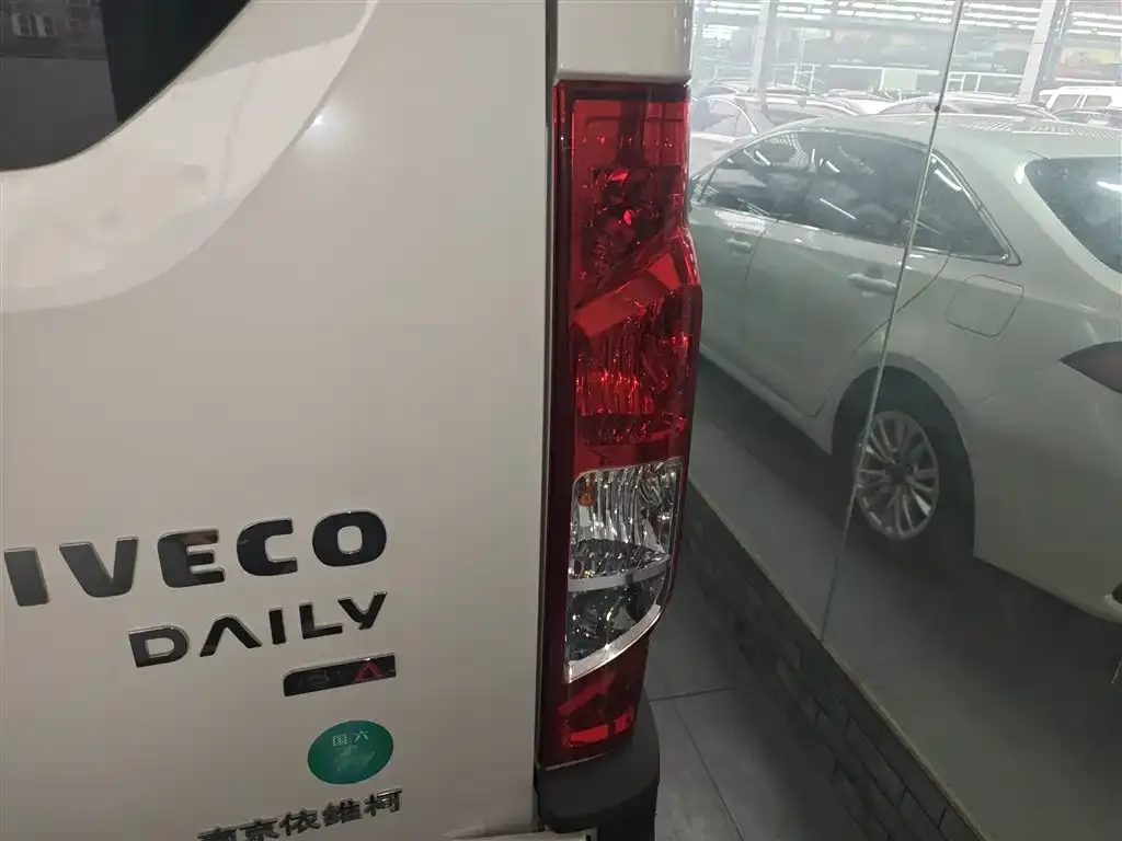 IVECO Ousheng 2024 из CN, фото 6