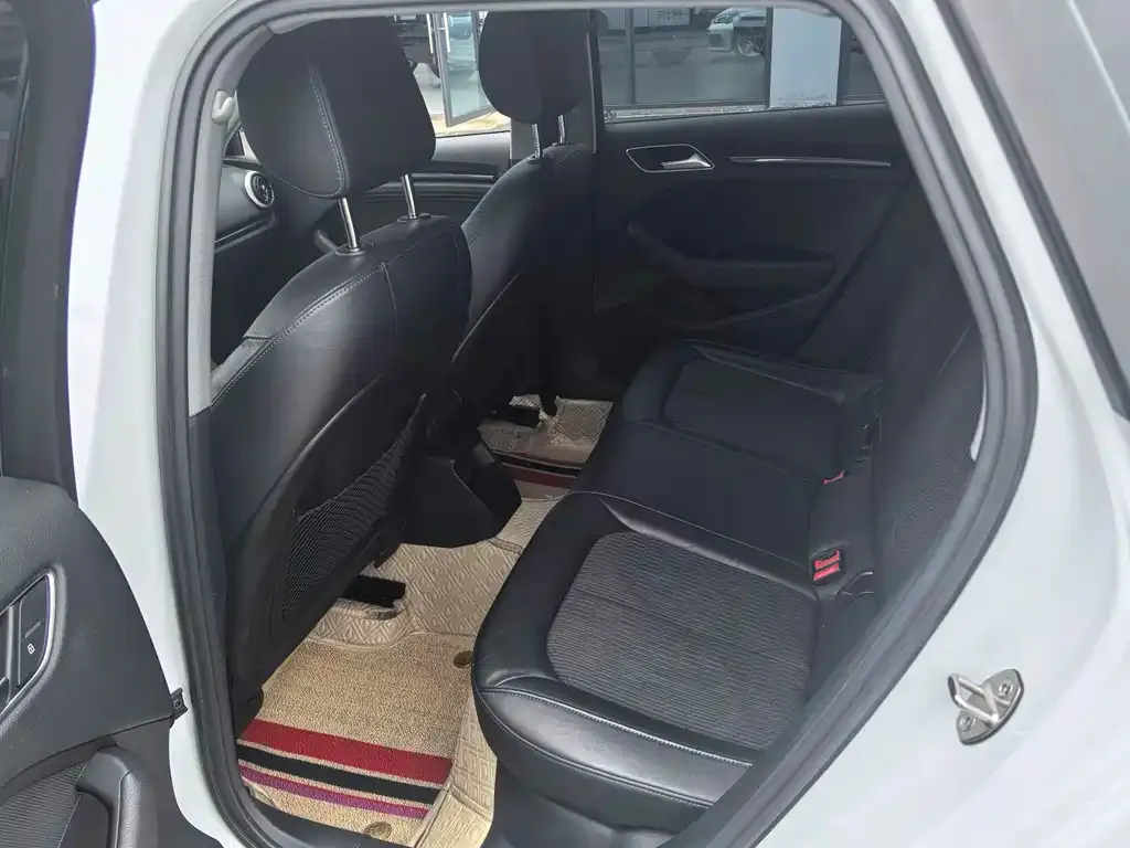 Audi A3 2021 из CN, фото 2