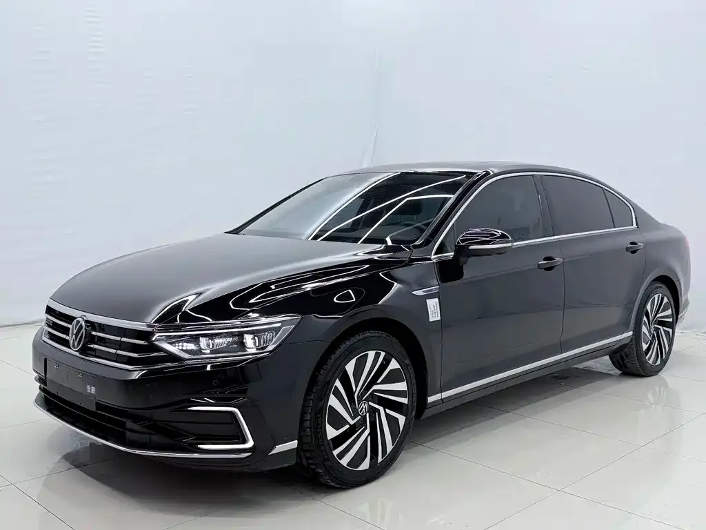 Volkswagen Magotan GTE PHEV 2024 из CN, фото 1