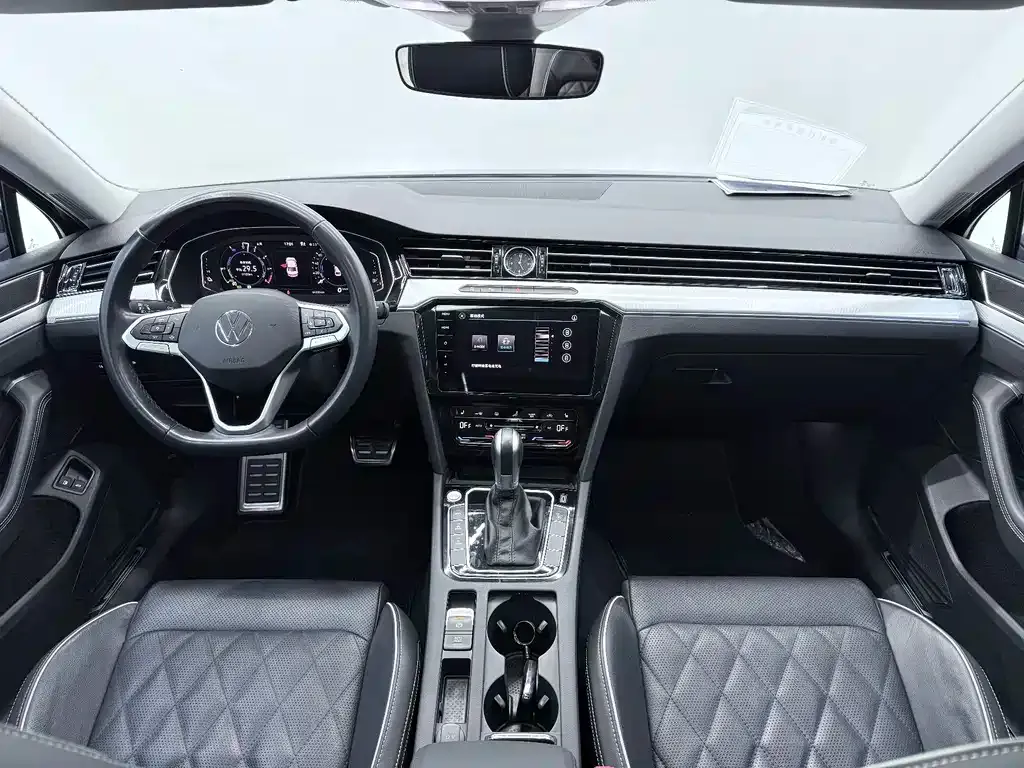 Volkswagen Magotan GTE PHEV 2024 из CN, фото 7
