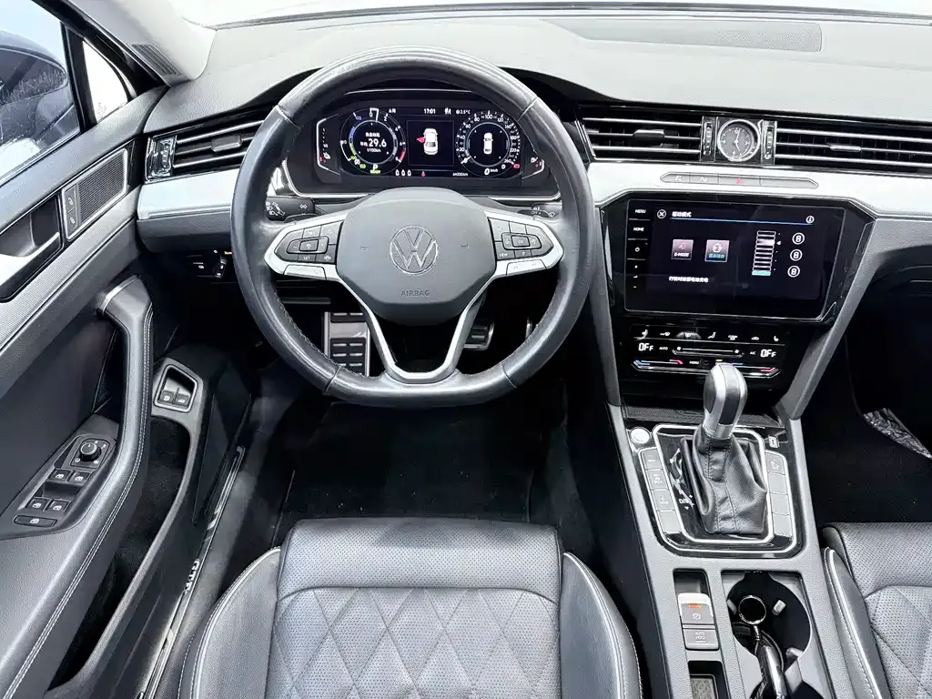 Volkswagen Magotan GTE PHEV 2024 из CN, фото 8