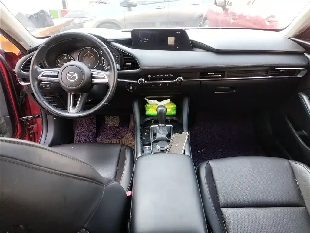Mazda 3 Axela 2021 из CN, фото 3