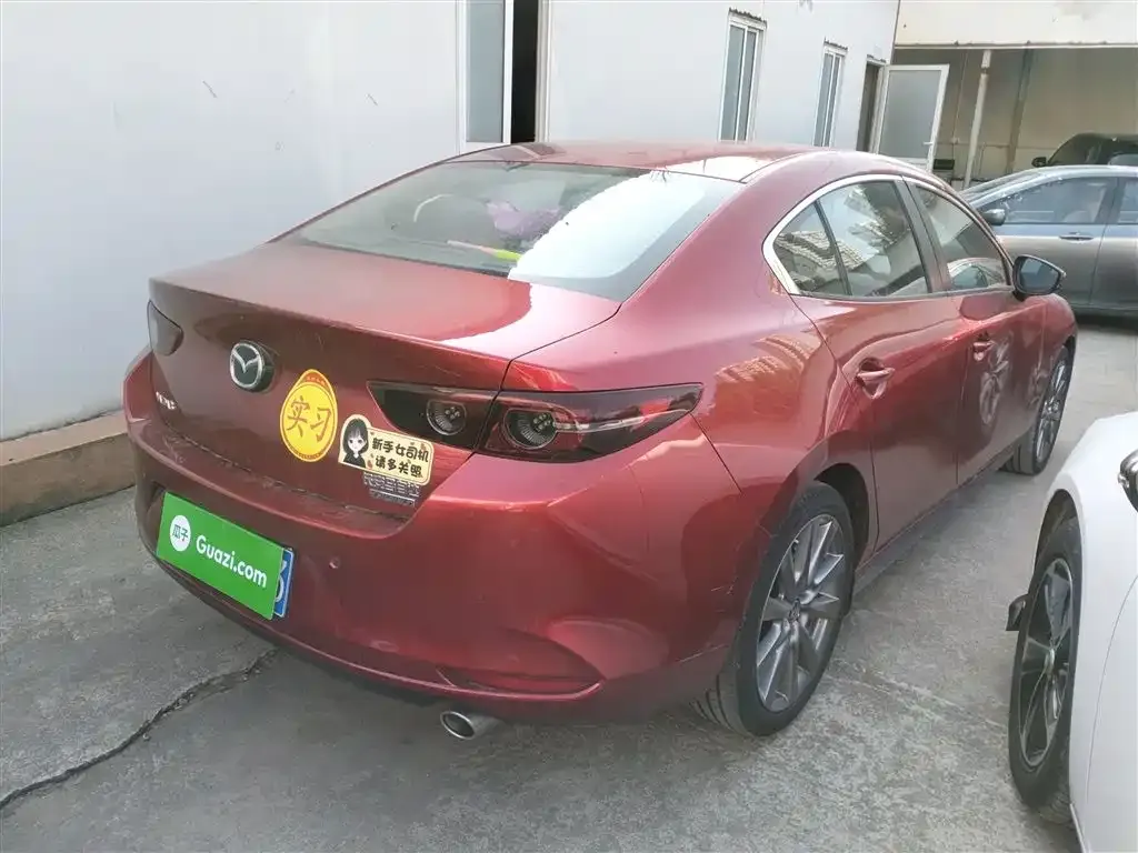 Mazda 3 Axela 2021 из CN, фото 2