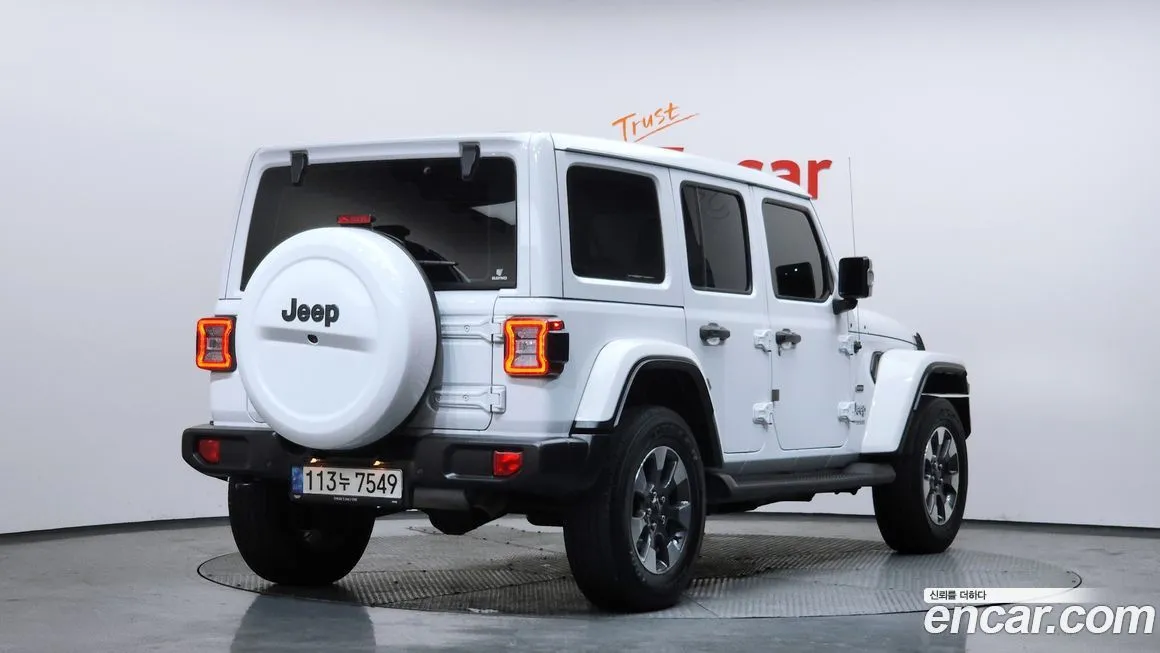 Jeep Wrangler 2022 из KR, фото 10