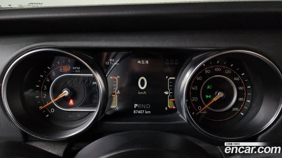 Jeep Wrangler 2022 из KR, фото 7