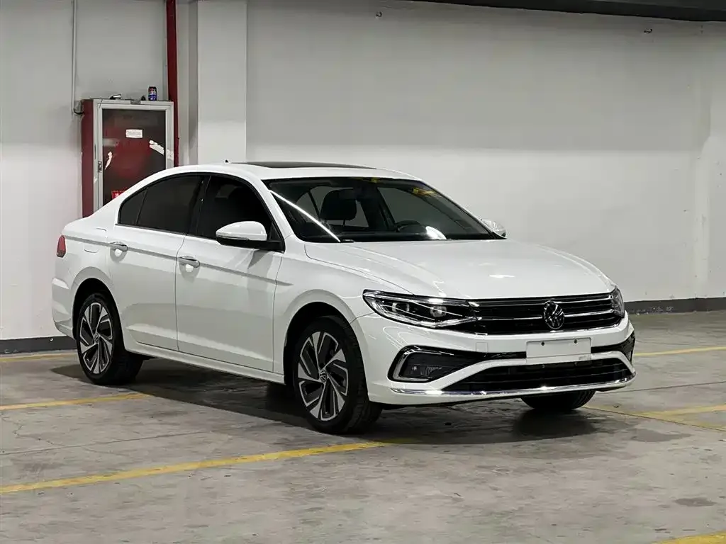 Volkswagen Bora 2023 из CN, фото 3