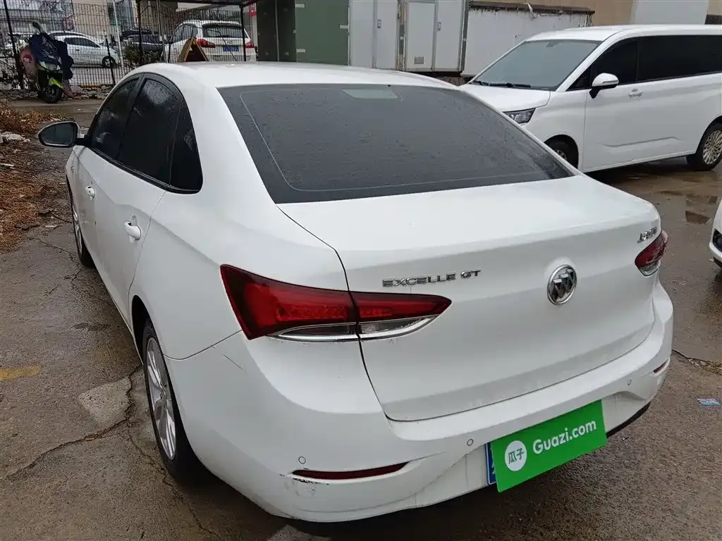 Buick Excelle 2021 из CN, фото 2