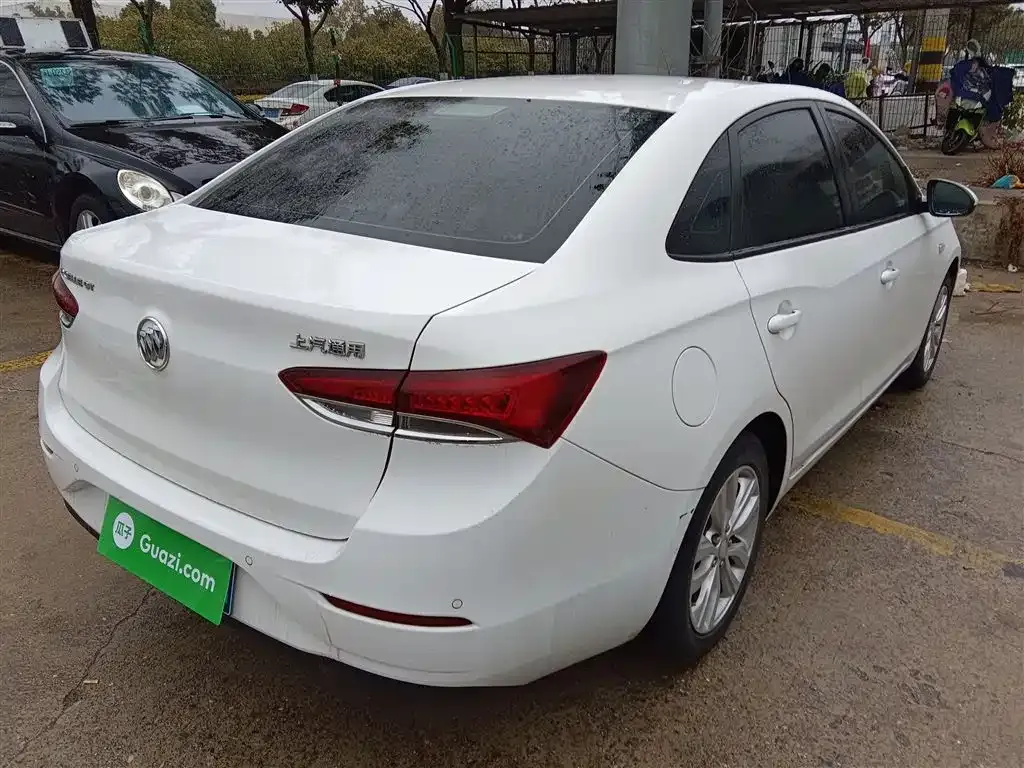 Buick Excelle 2021 из CN, фото 9