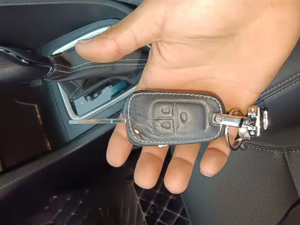 Buick Excelle 2021 из CN, фото 3