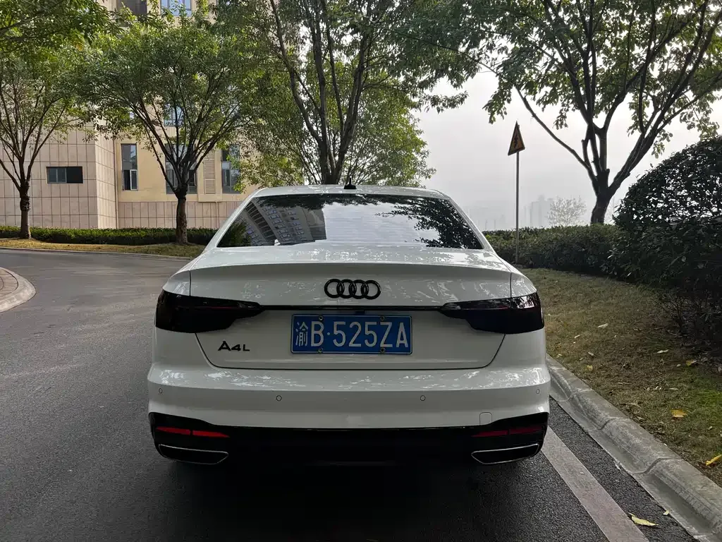 Audi A4L 2024 из CN, фото 8