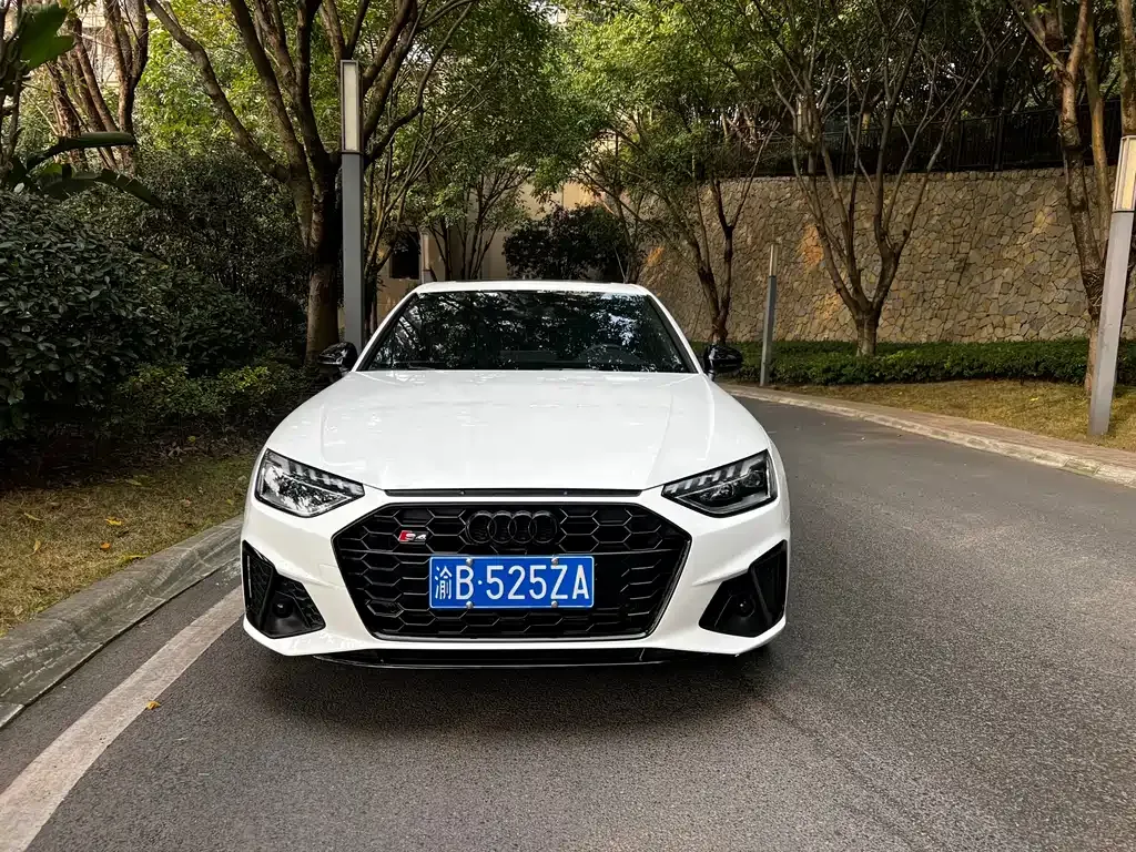 Audi A4L 2024 из CN, фото 10