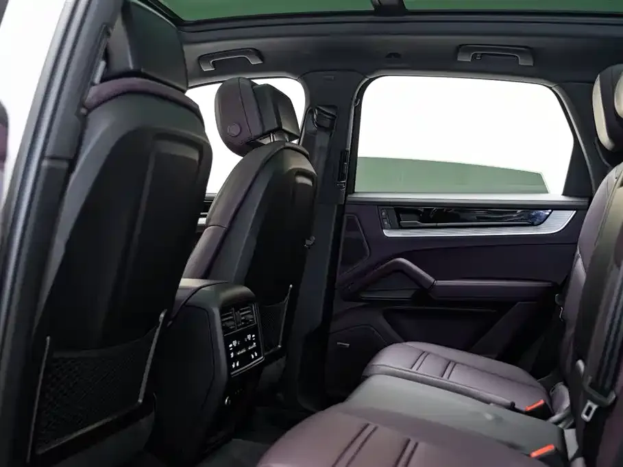 Porsche Cayenne 2025 из CN, фото 10