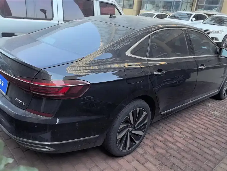 Volkswagen Passat 2022 из CN, фото 9