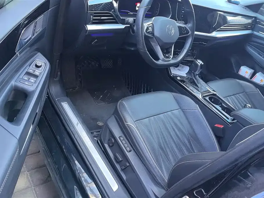 Volkswagen Passat 2022 из CN, фото 4