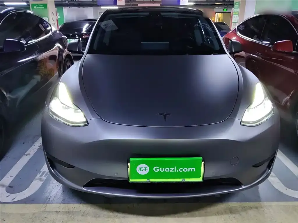 Tesla Model Y — фото 10