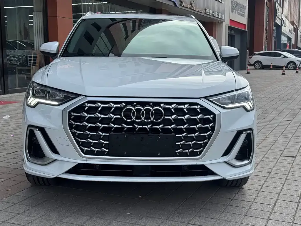 Audi Q3 2025 из CN, фото 6