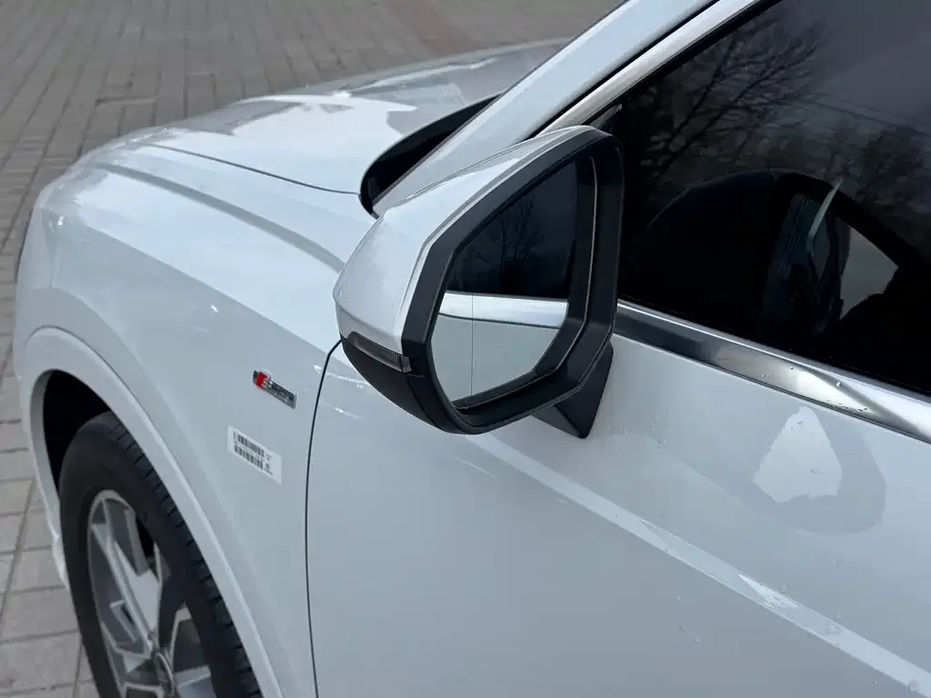 Audi Q3 2025 из CN, фото 3