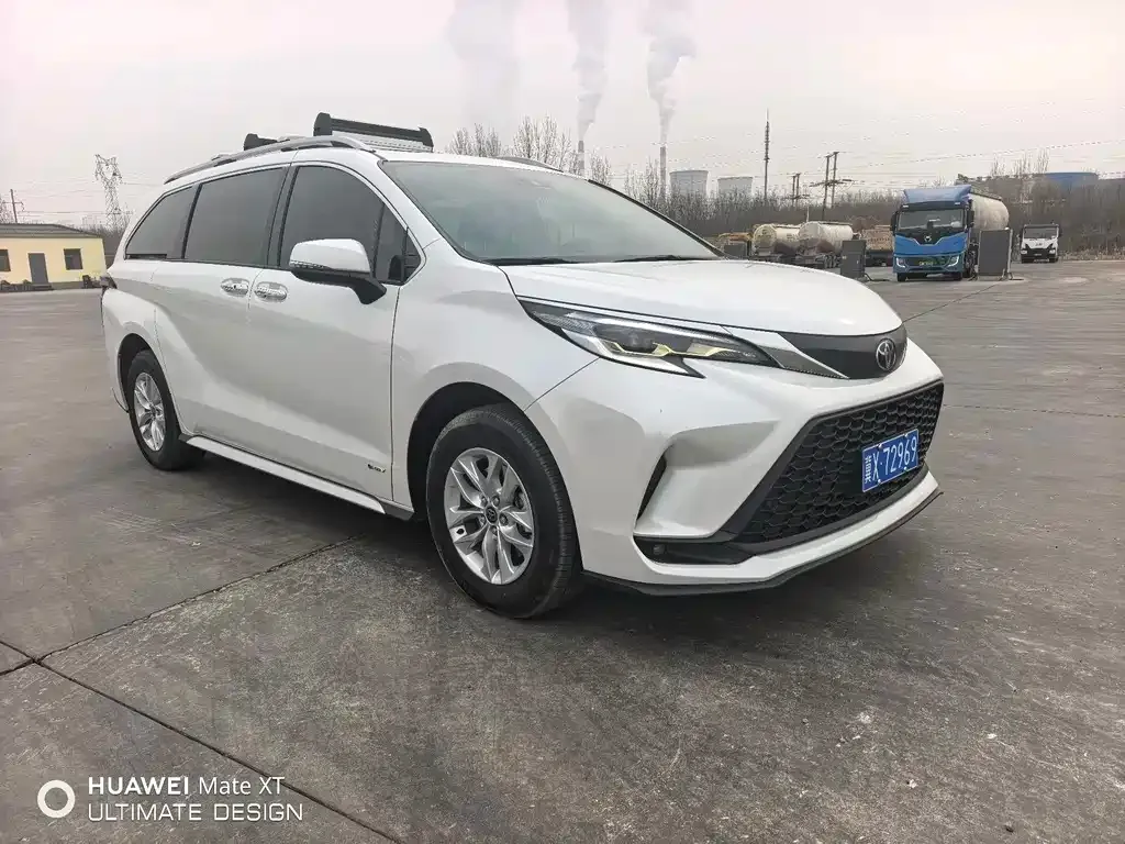 Toyota Granvia 2024 из CN, фото 8